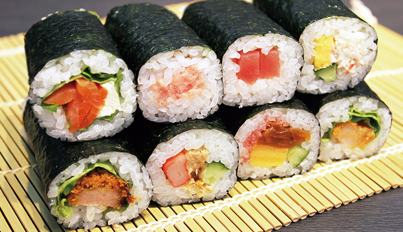 恵方巻きは切っちゃダメ？切ると縁起が悪い？口から離すのは？ あれもこれも興味しんしん